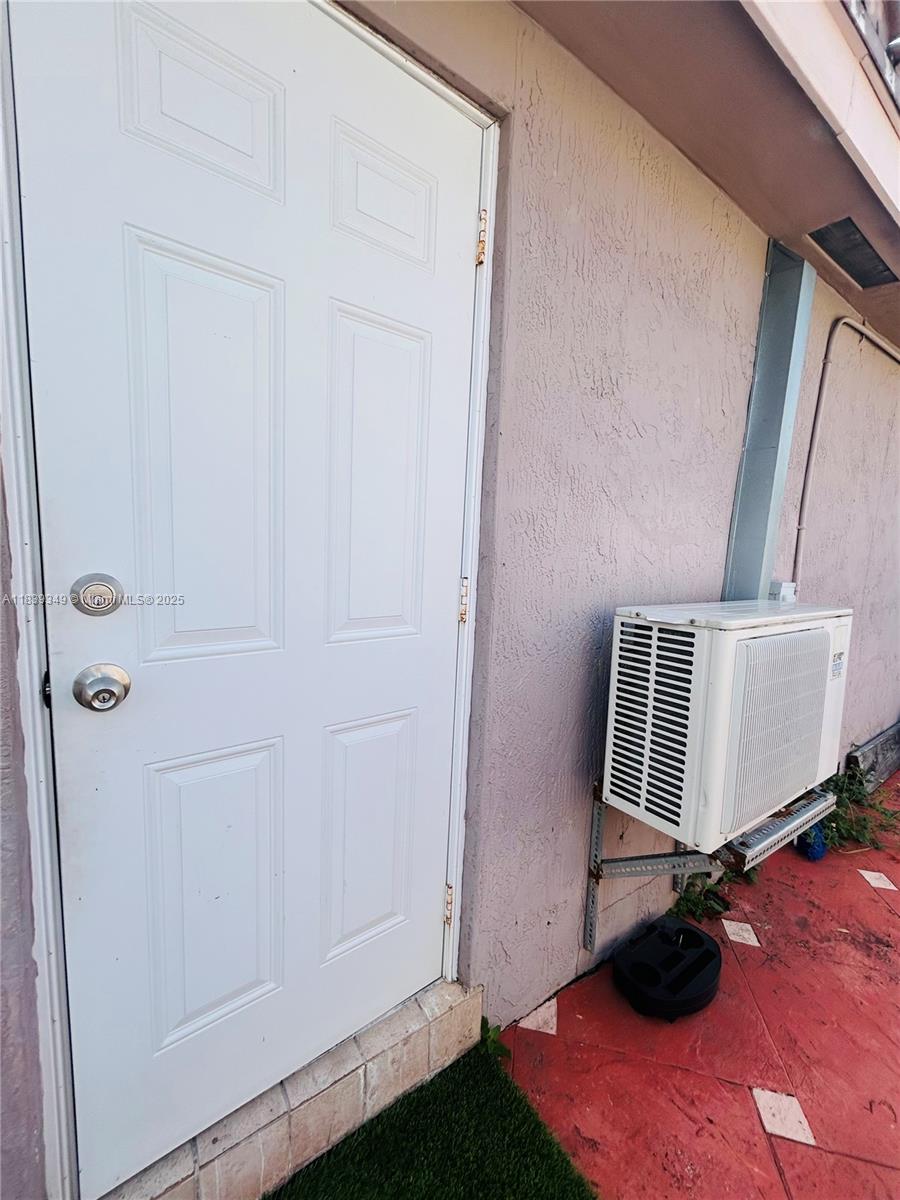 LUCY LEE SUB - Residential