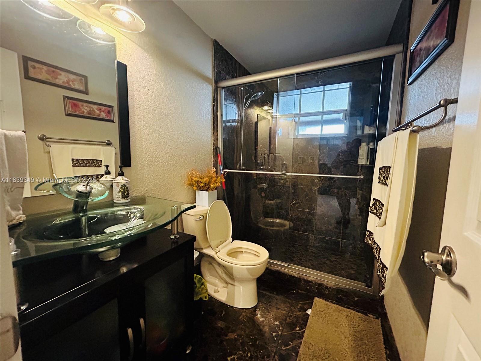 LUCY LEE SUB - Residential