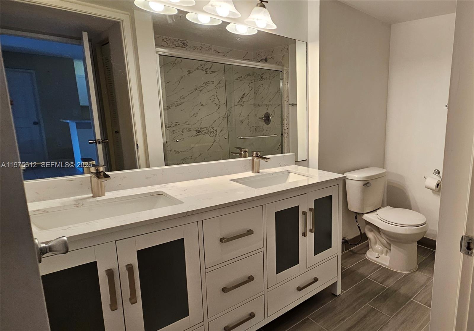 RIVIERA PALMS CONDO - Residential Lease