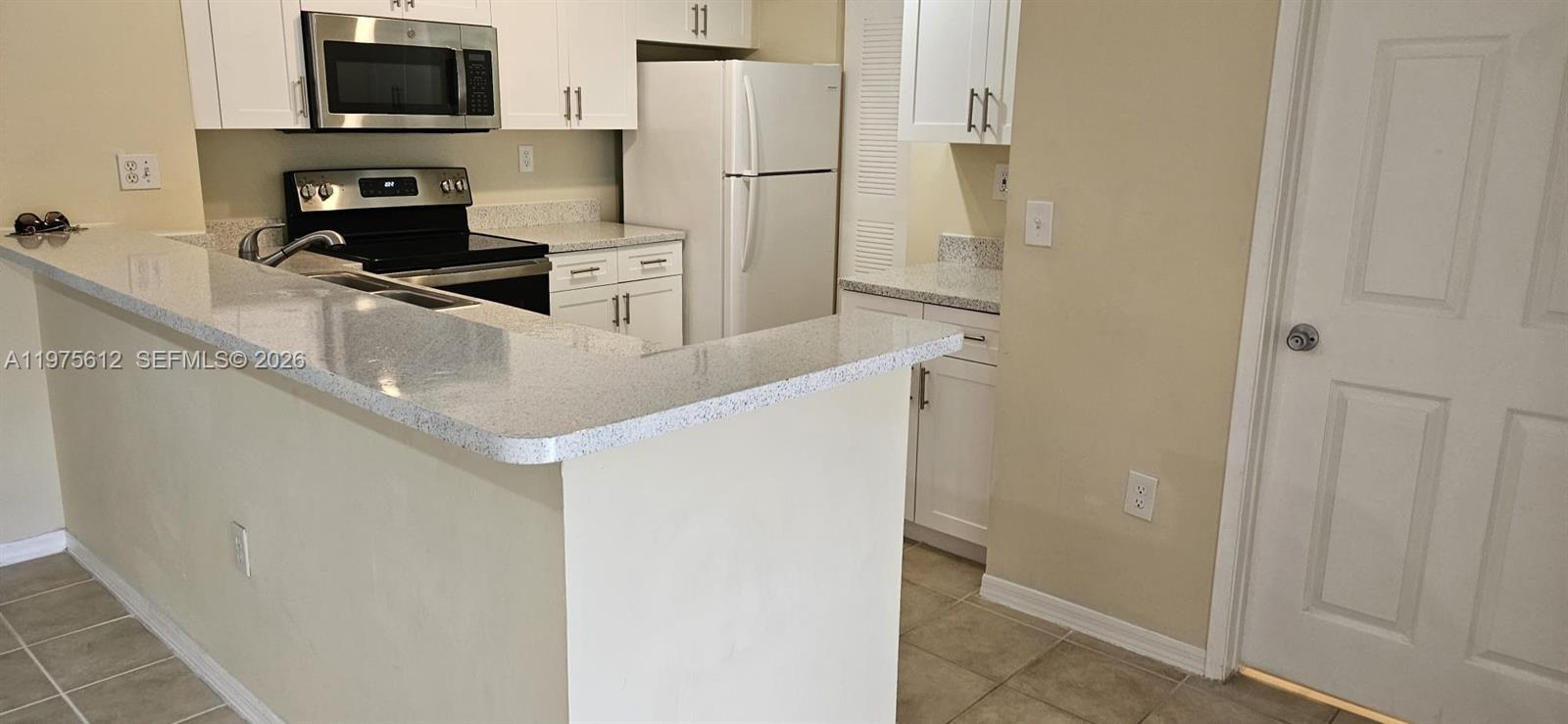 RIVIERA PALMS CONDO - Residential Lease