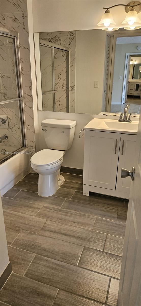 RIVIERA PALMS CONDO - Residential Lease