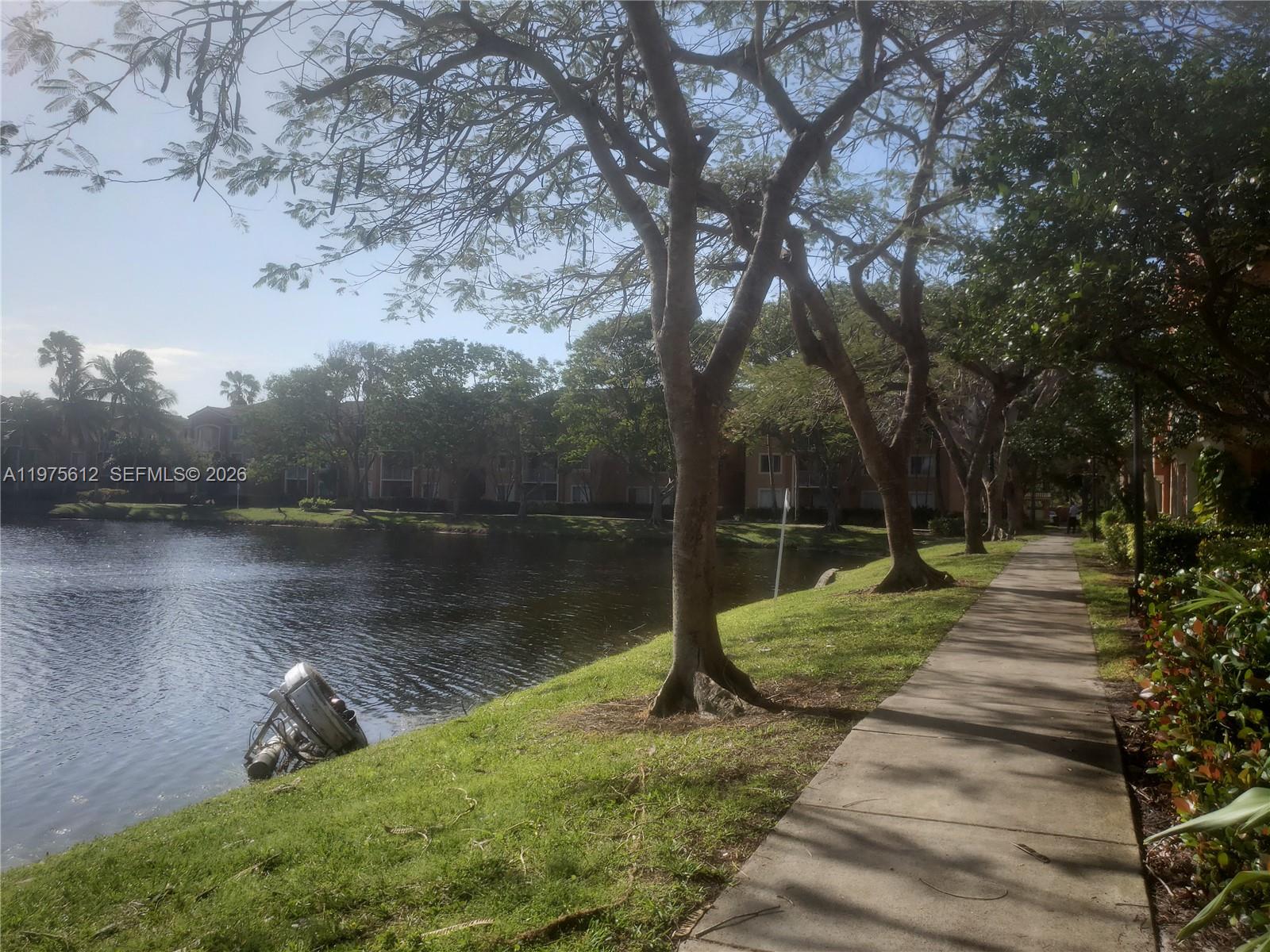 RIVIERA PALMS CONDO - Residential Lease