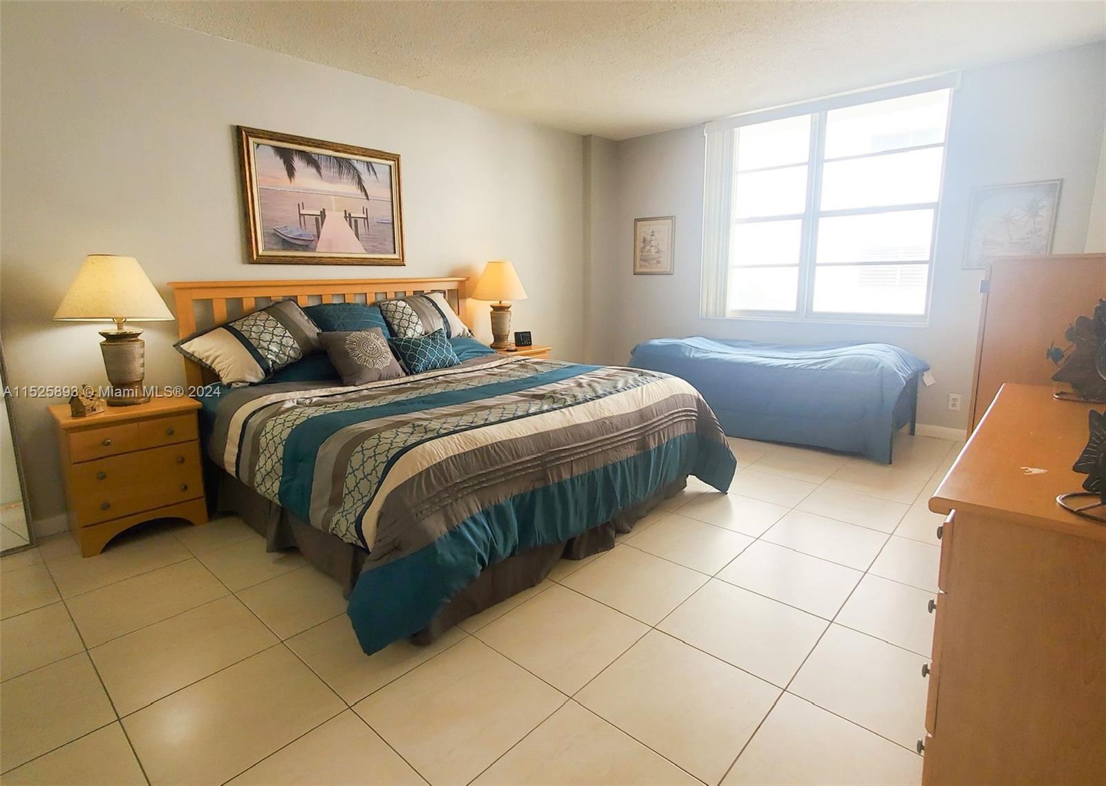 SEA AIR TOWERS CONDO - Residential Lease