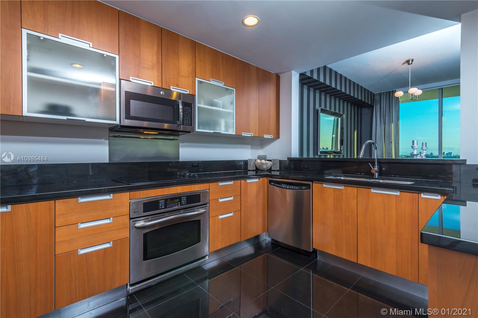THE LEXI CONDO - Residential