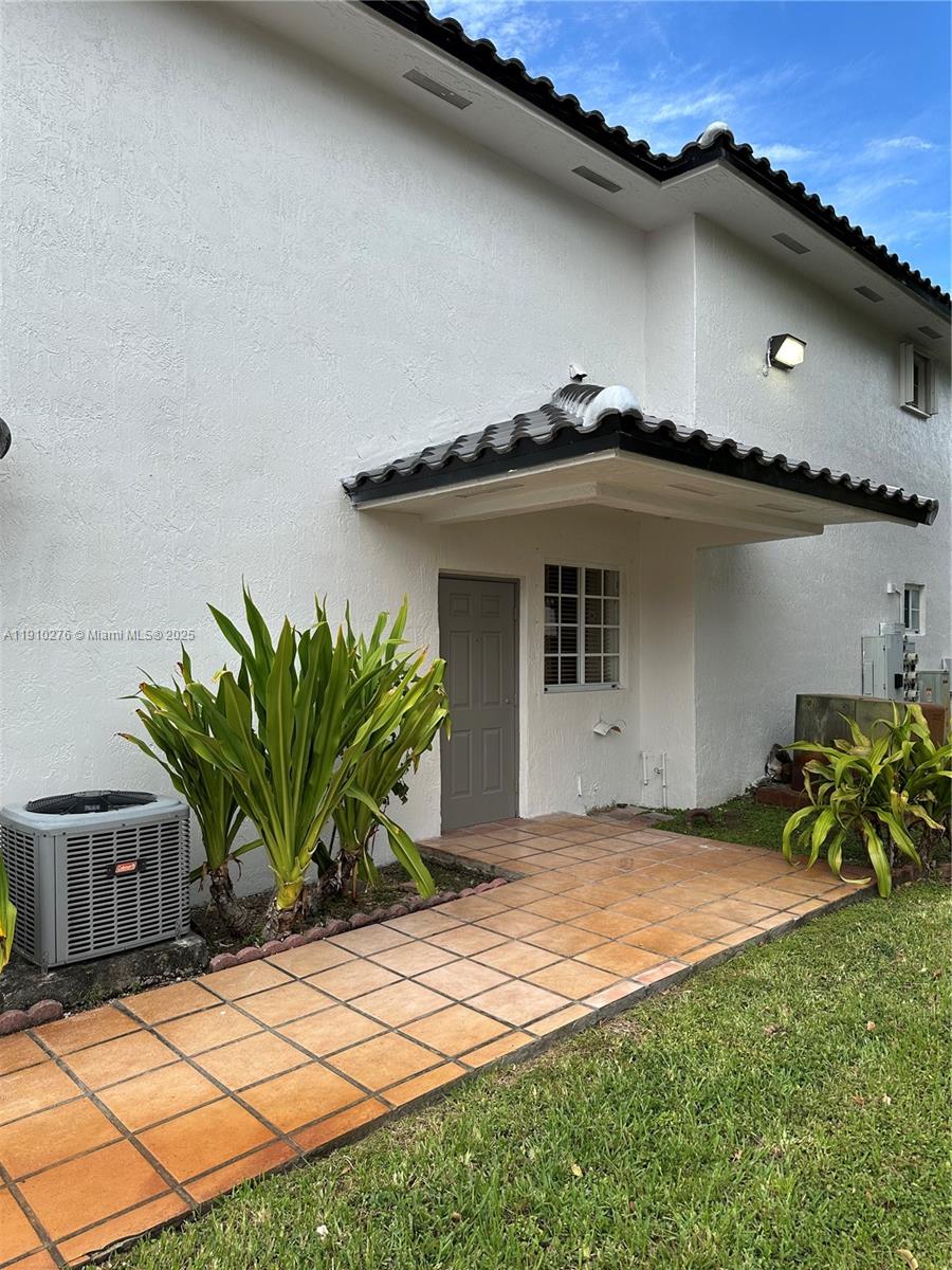 LILANDIA ESTATES CONDO - Residential Lease