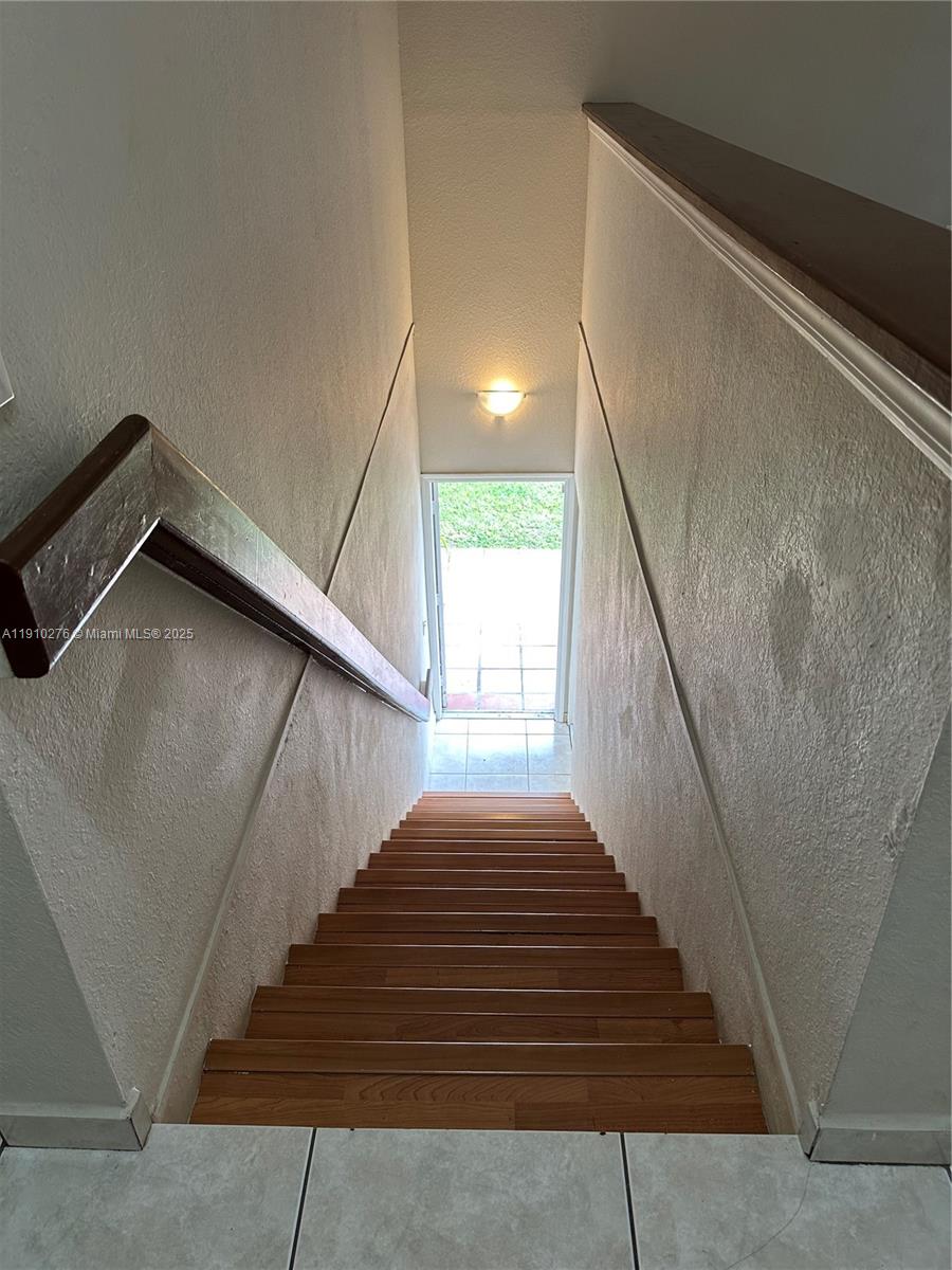 LILANDIA ESTATES CONDO - Residential Lease