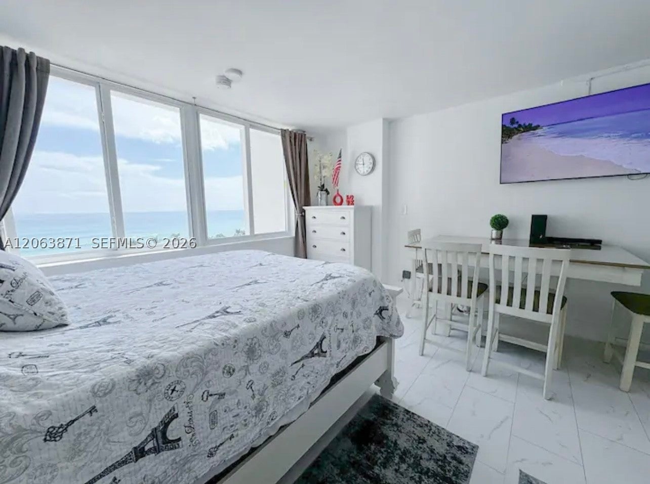 19201 Collins Ave 545