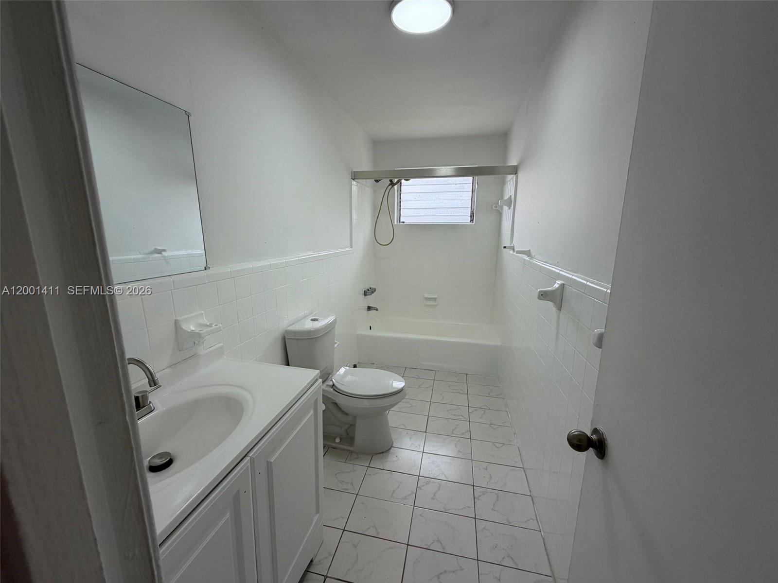 NEW LIFE SUB - Residential Lease