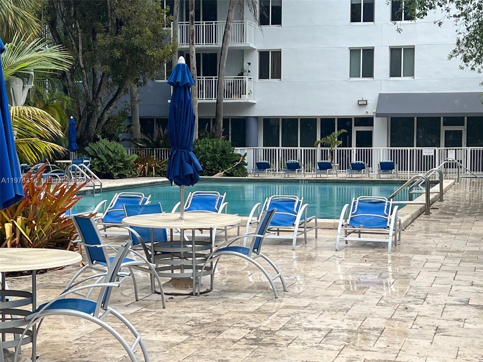 MADISON DOWNTOWN CONDO - Residential