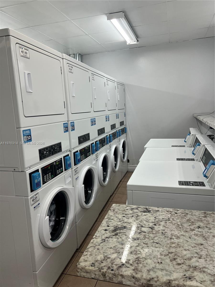 MADISON DOWNTOWN CONDO - Residential