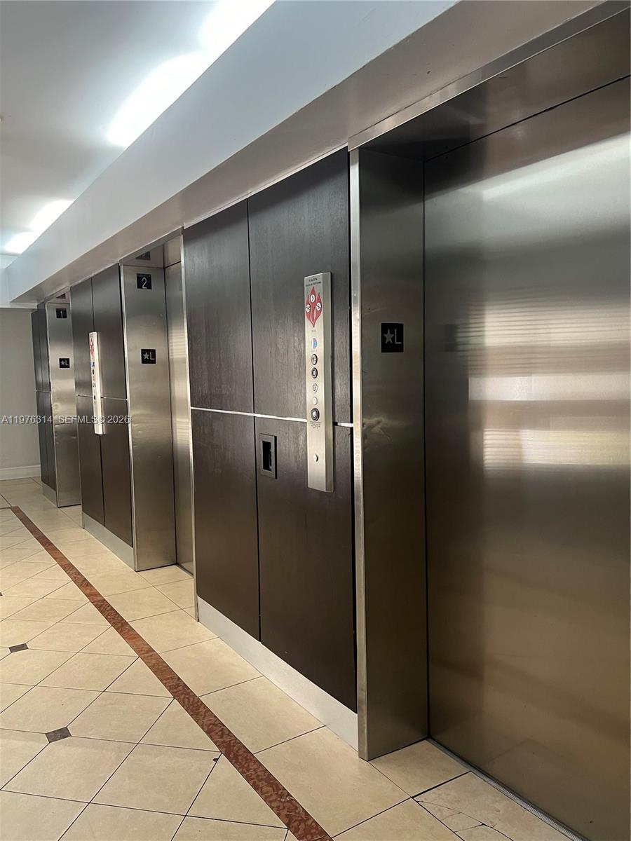 MADISON DOWNTOWN CONDO - Residential