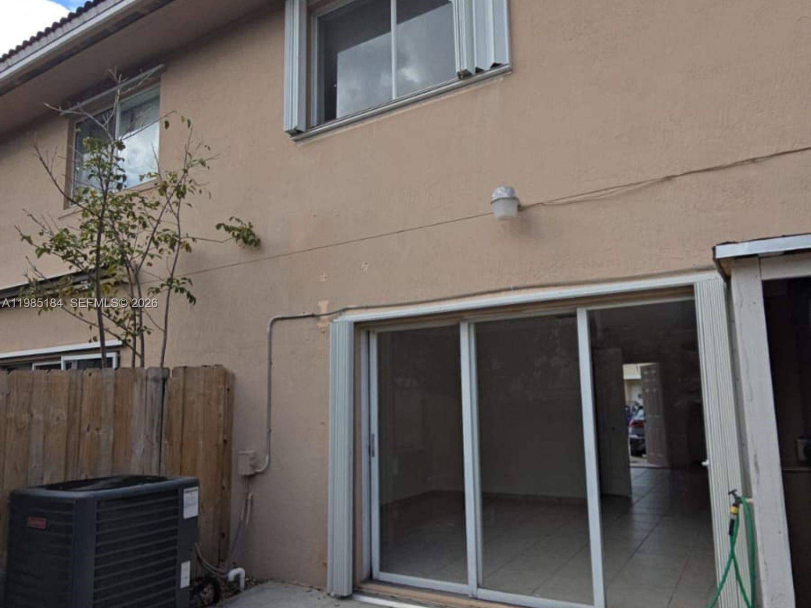 WEITZER SERENA LAKES TOWN - Residential