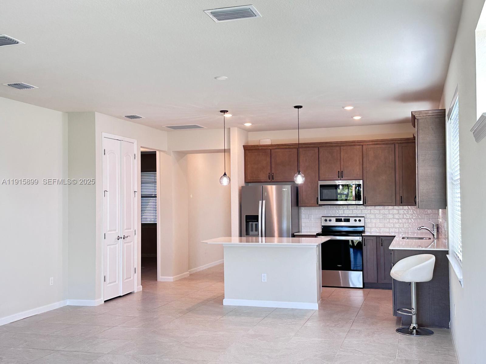 4139 Silver Maple Way 4139