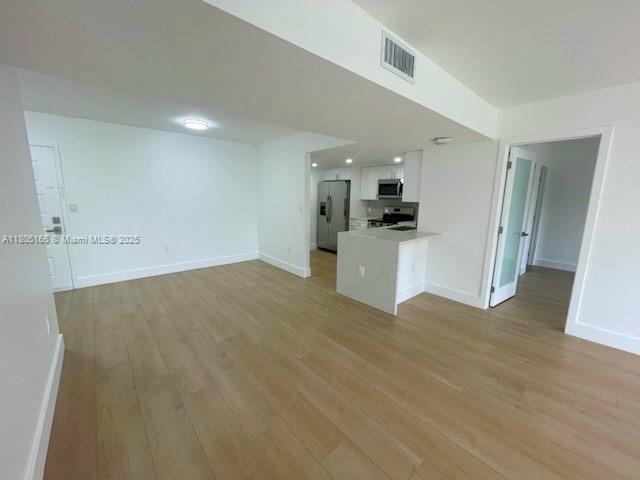 INVERWOOD CONDO - Residential