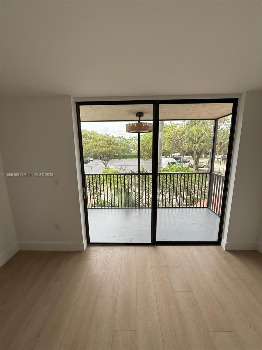 INVERWOOD CONDO - Residential