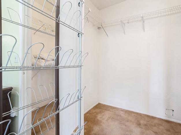 CAROL CITY - Residential