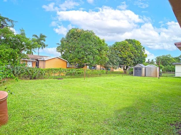 CAROL CITY - Residential