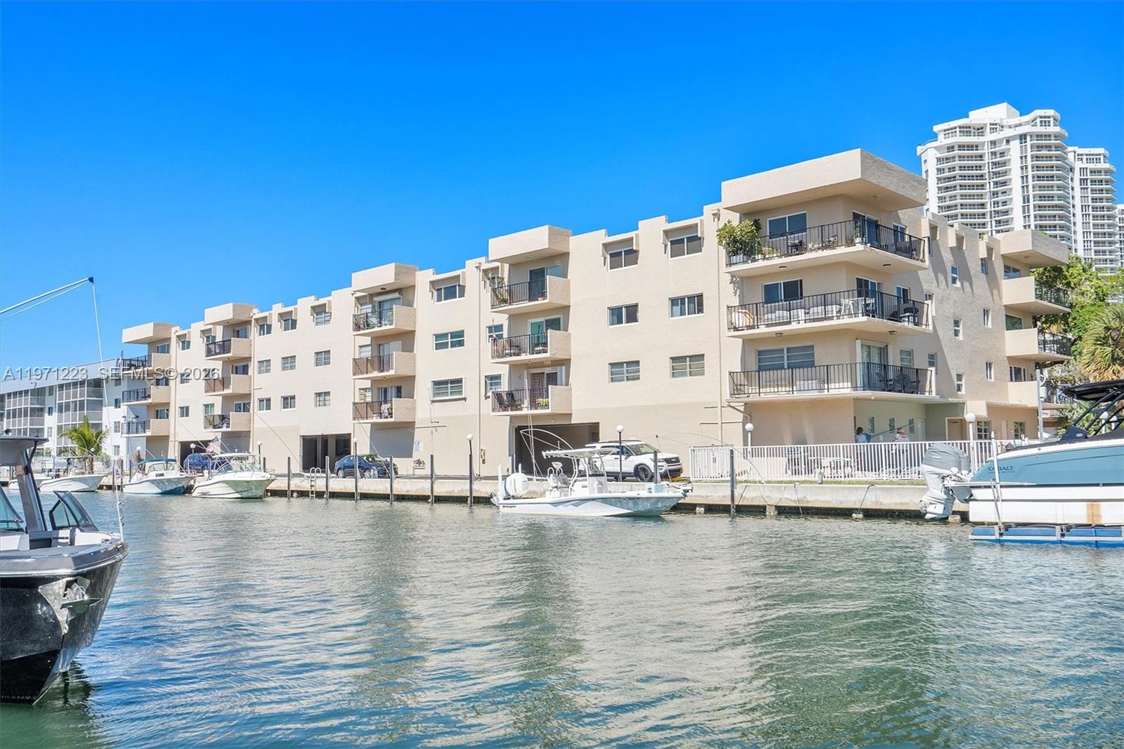 WATERWAY ISLES CONDO - Residential
