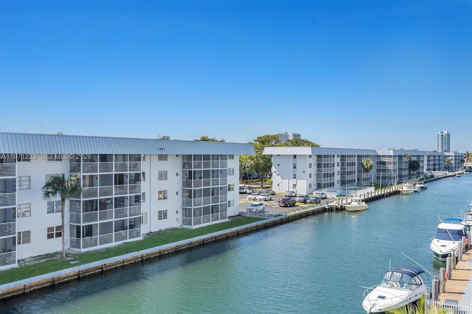 WATERWAY ISLES CONDO - Residential