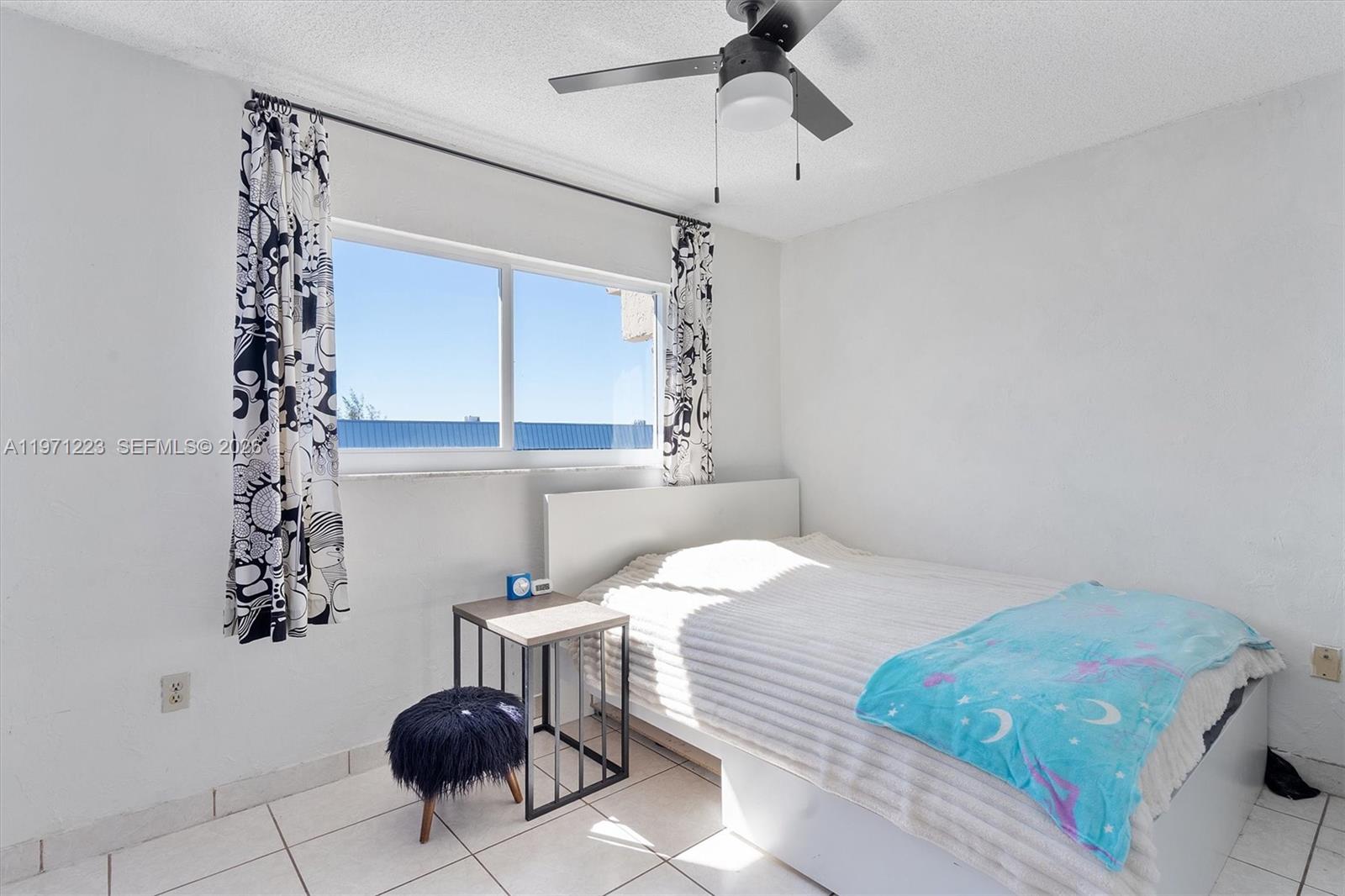 WATERWAY ISLES CONDO - Residential