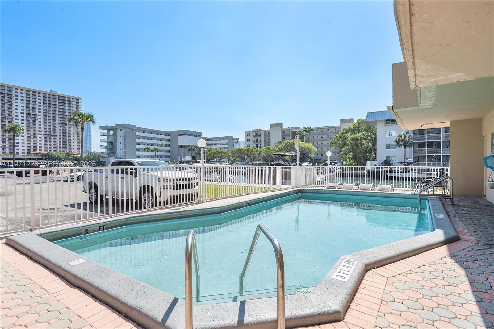 WATERWAY ISLES CONDO - Residential