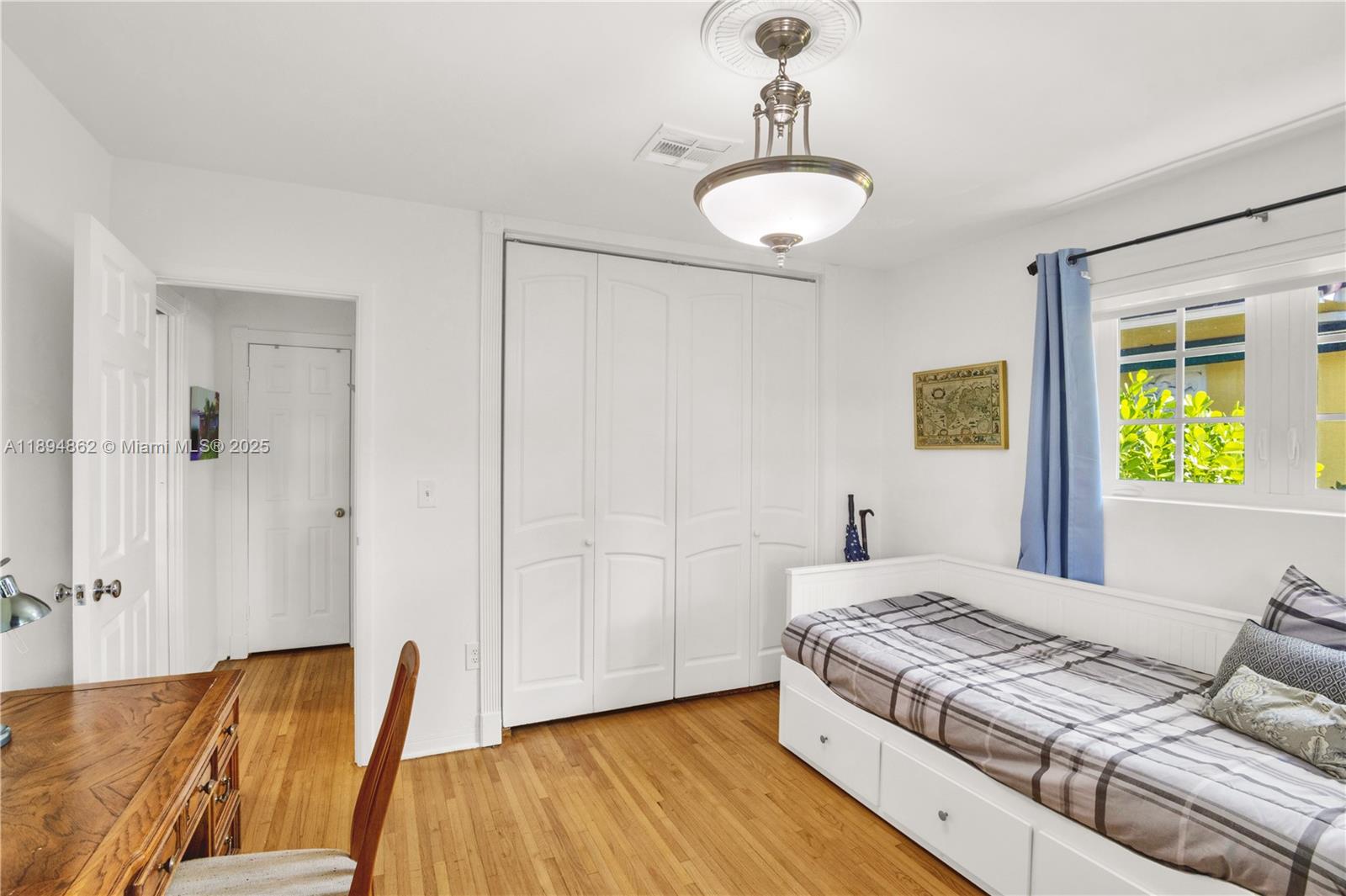 CORAL GABLES GRANADA SEC - Residential