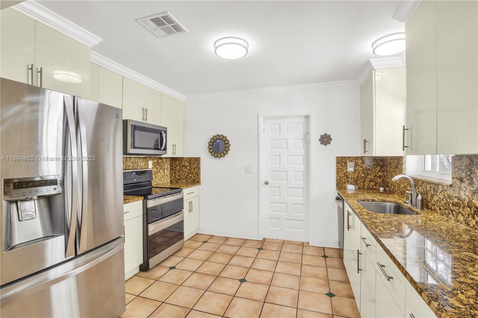 CORAL GABLES GRANADA SEC - Residential