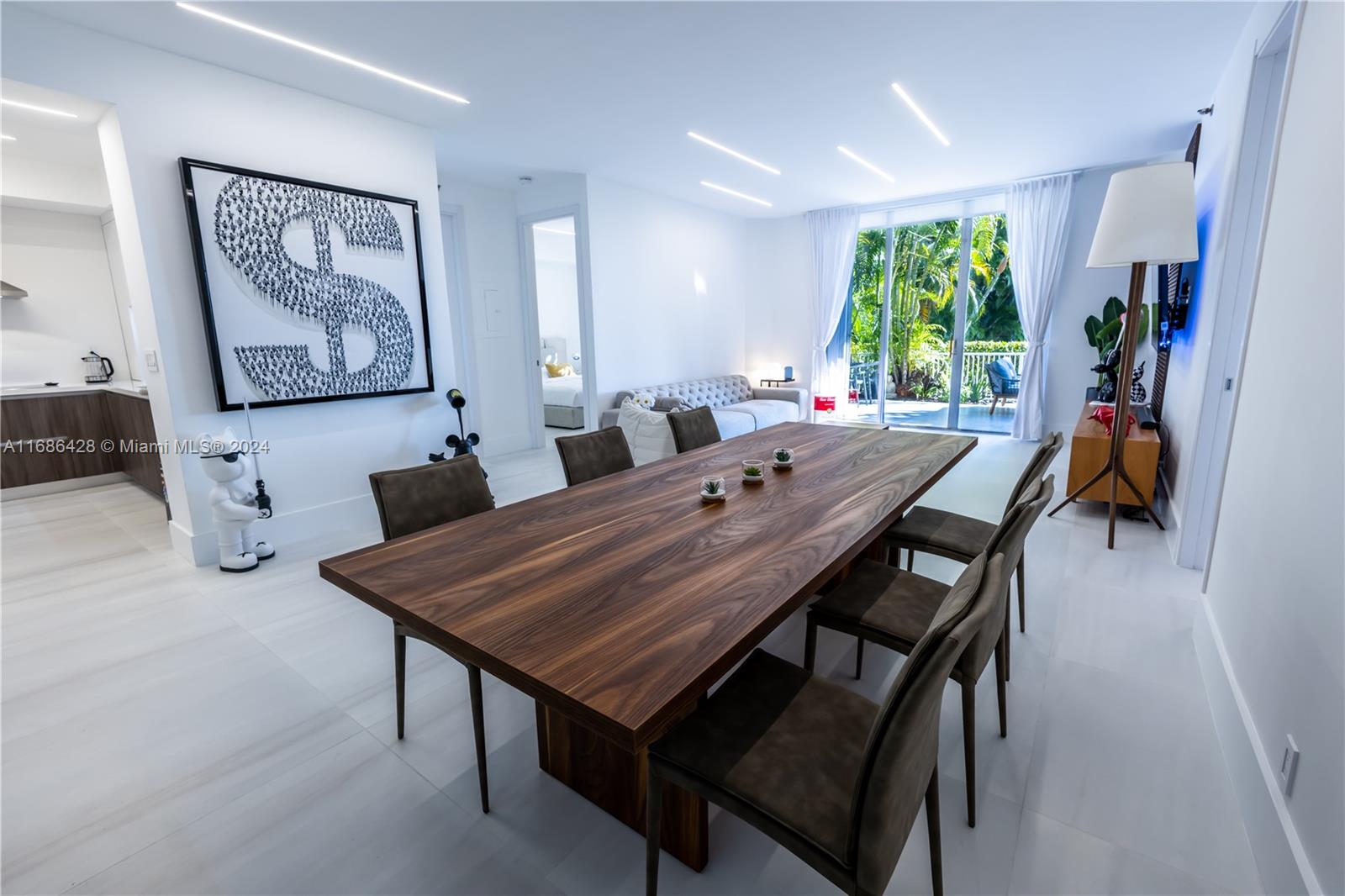 Rental Property at 3600 Mystic Pointe Dr 114, Aventura, Miami-Dade County, Florida - Bedrooms: 2 
Bathrooms: 2  - $6,200 MO.
