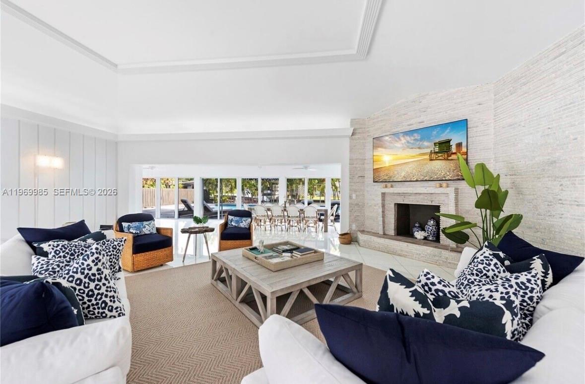 1025 Belle Meade Island Dr