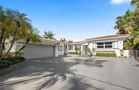 1025 Belle Meade Island Dr Miami FL 33138