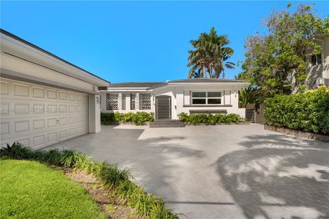 1025 Belle Meade Island Dr Miami FL 33138