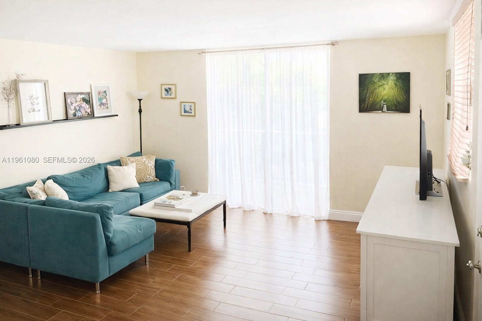 NORTH BAY VILLAS CONDO - Residential Lease