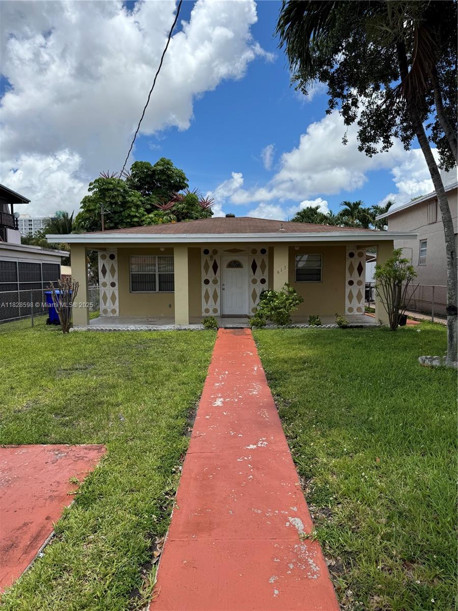 Centrally located 2/1 house currently being prepared for rent. Available 7/15/2025. Has laundry with washer and dryer, new kitchen and appliances. Tile Floors. Central AC. Backyard with covered terrace.