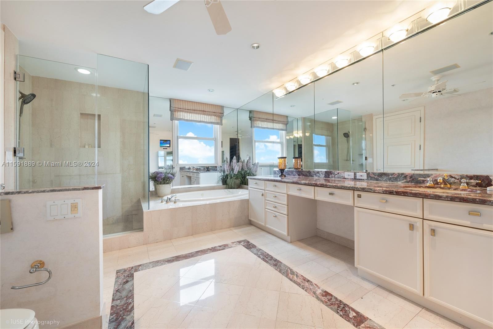 DEERING BAY CONDO II - Residential