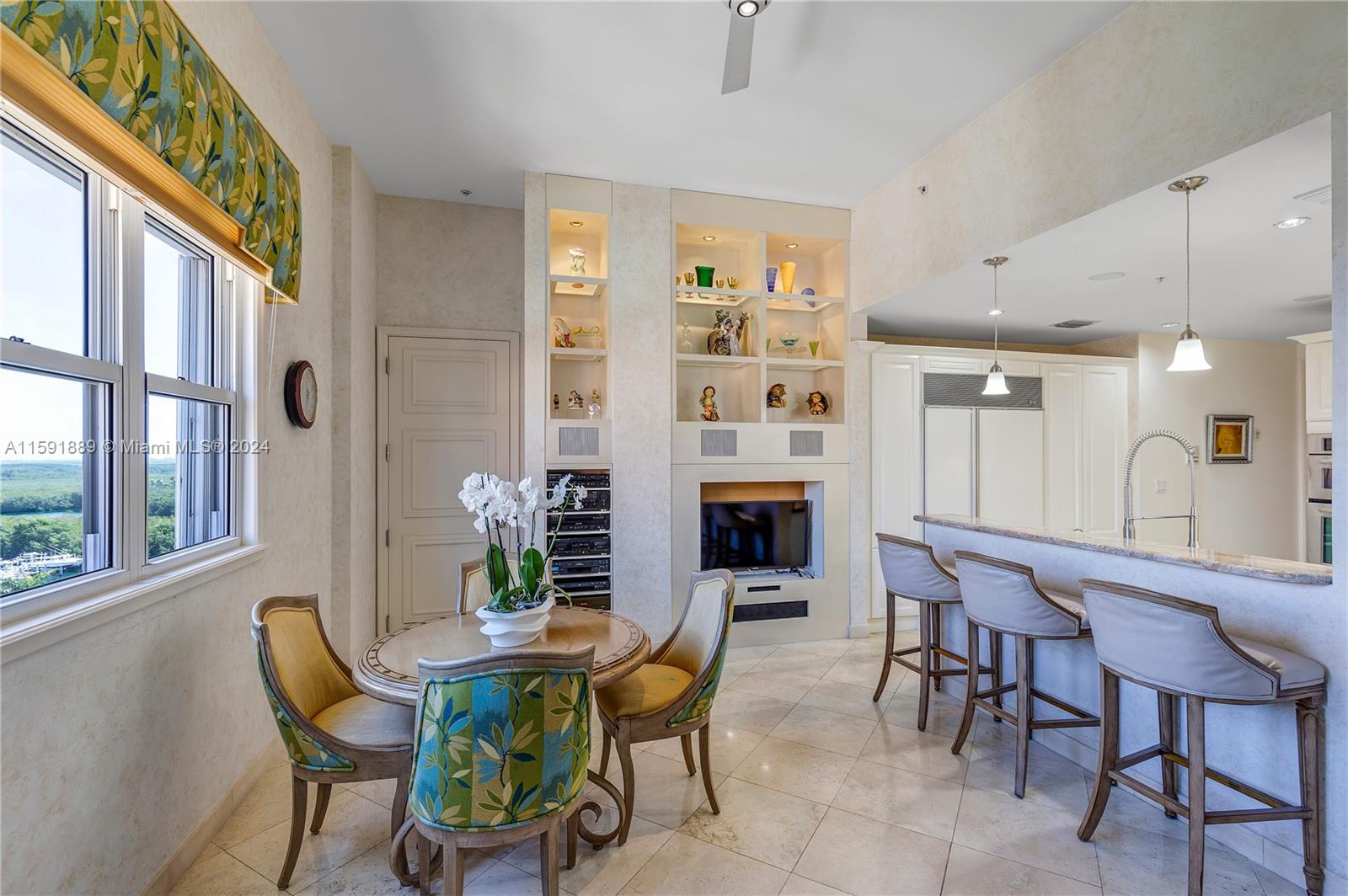 DEERING BAY CONDO II - Residential