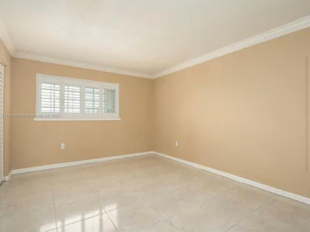 CHATEAU CONDO - Residential Lease