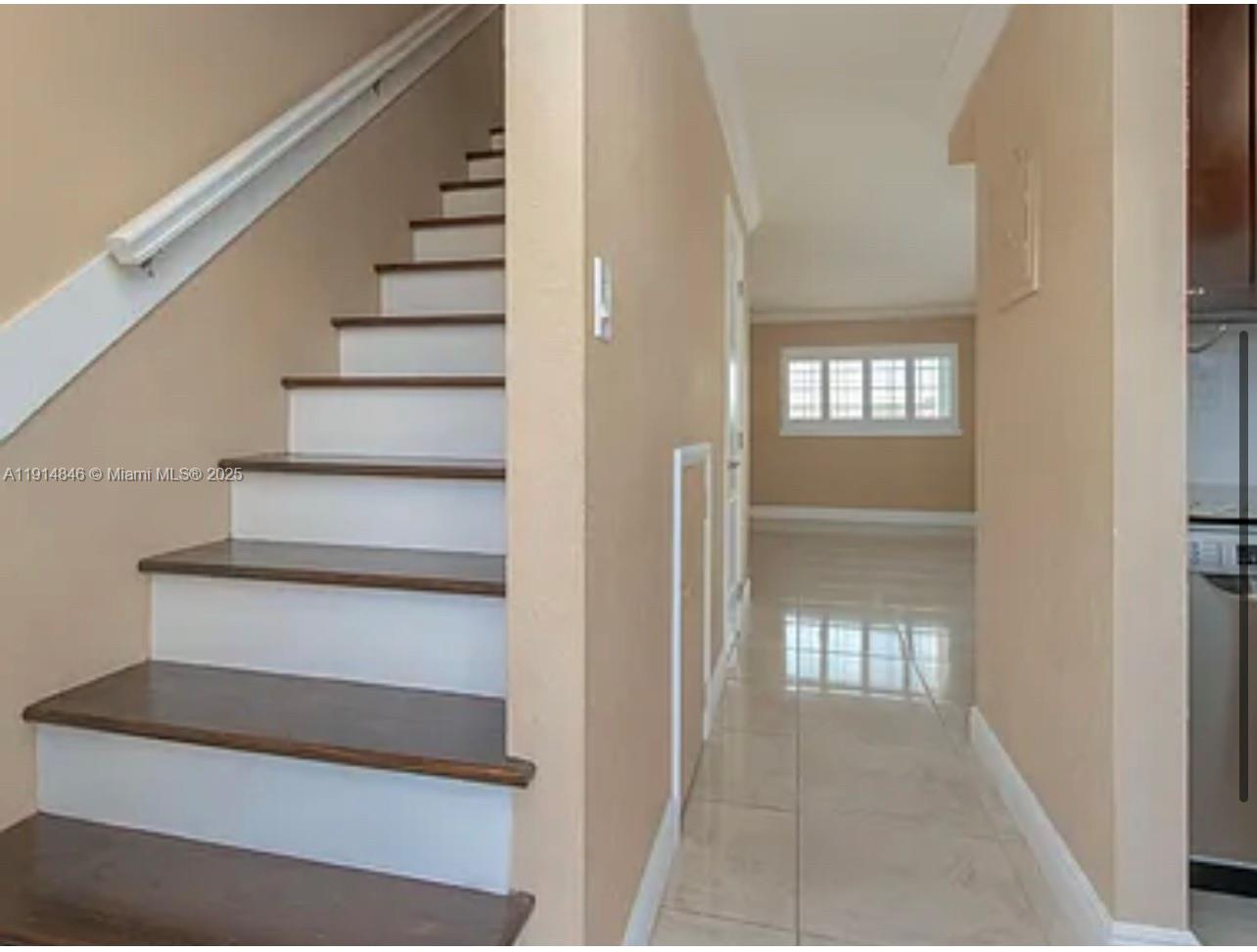 CHATEAU CONDO - Residential Lease