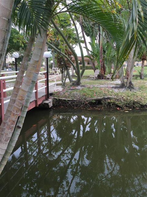 A home in Lauderdale Lakes