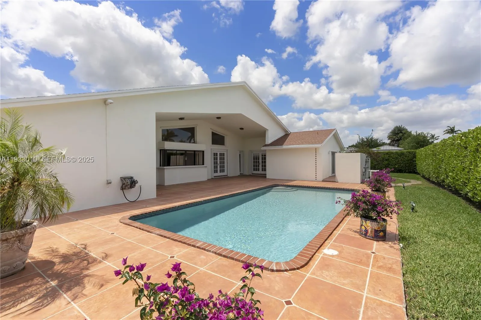 Miami, Florida 33176, United States, 5 Bedrooms Bedrooms, ,3 BathroomsBathrooms,Residential,Active,256800