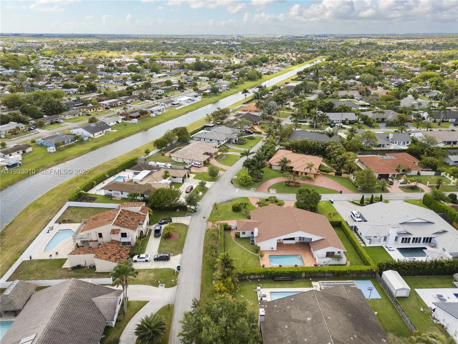 Miami, Florida 33176, United States, 5 Bedrooms Bedrooms, ,3 BathroomsBathrooms,Residential,Active,256800