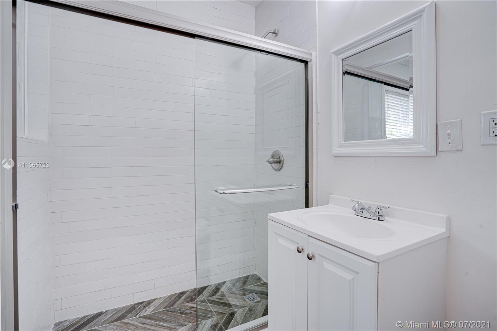 BILTMORE SUB - Residential Lease