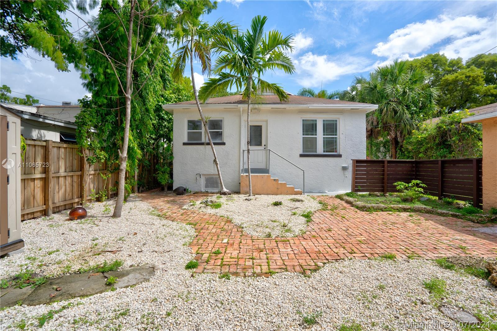 BILTMORE SUB - Residential Lease