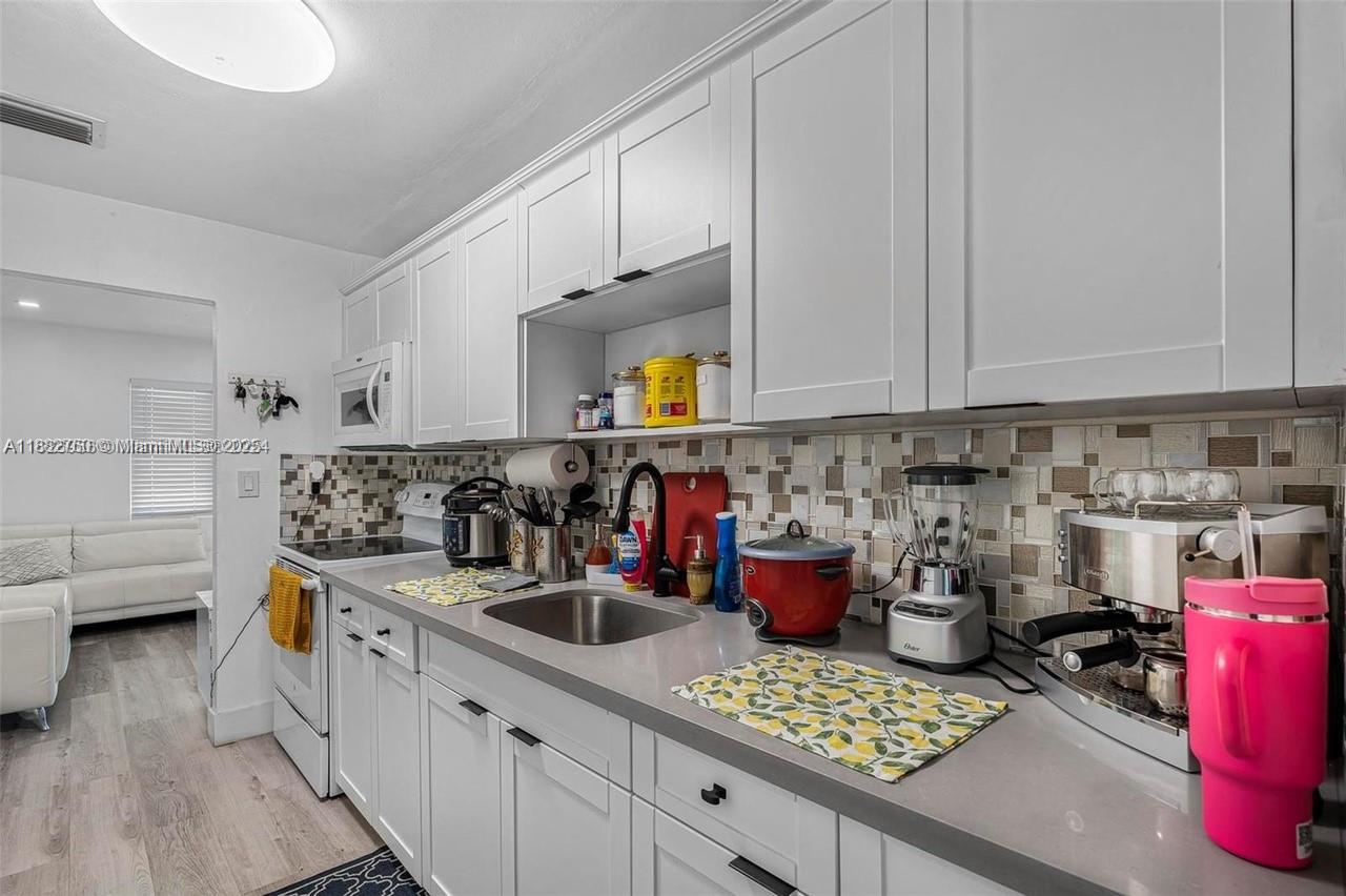 INGLESIDE PARK REV - Residential