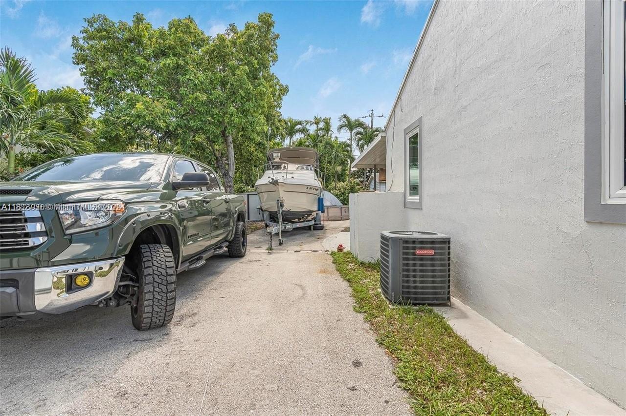 INGLESIDE PARK REV - Residential