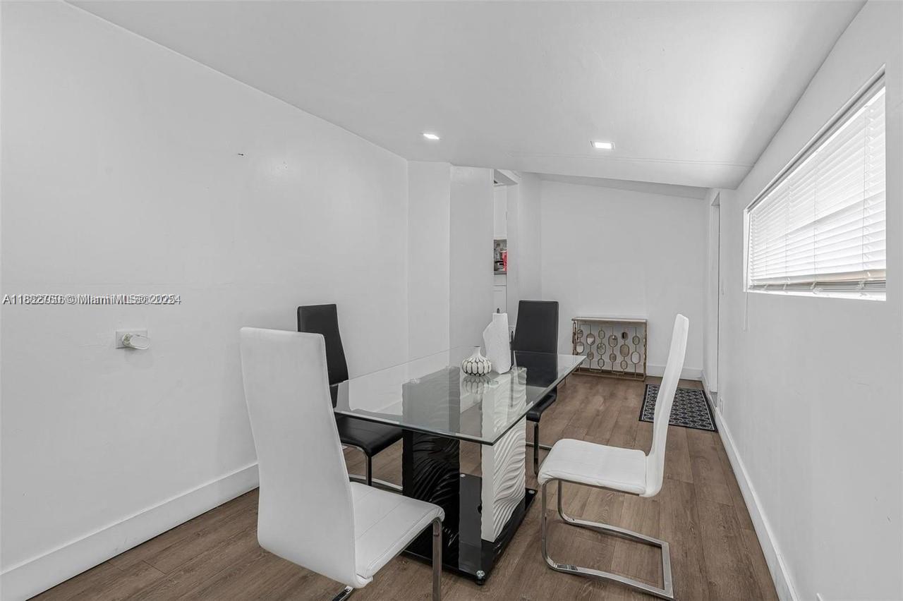 INGLESIDE PARK REV - Residential