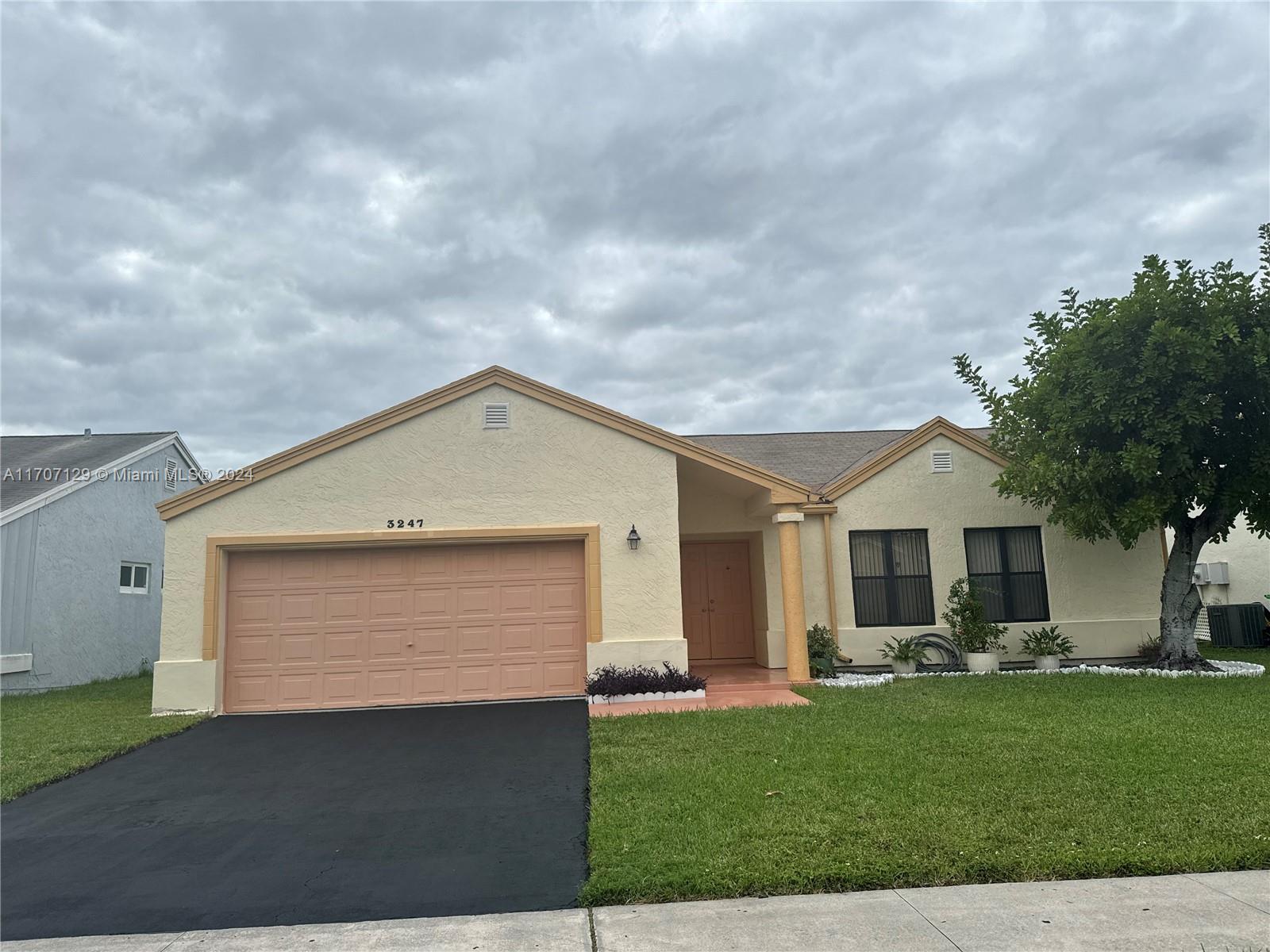 Rental Property at 3247 Nw 102nd Ter 3247, Sunrise, Miami-Dade County, Florida - Bedrooms: 3 
Bathrooms: 2  - $3,500 MO.