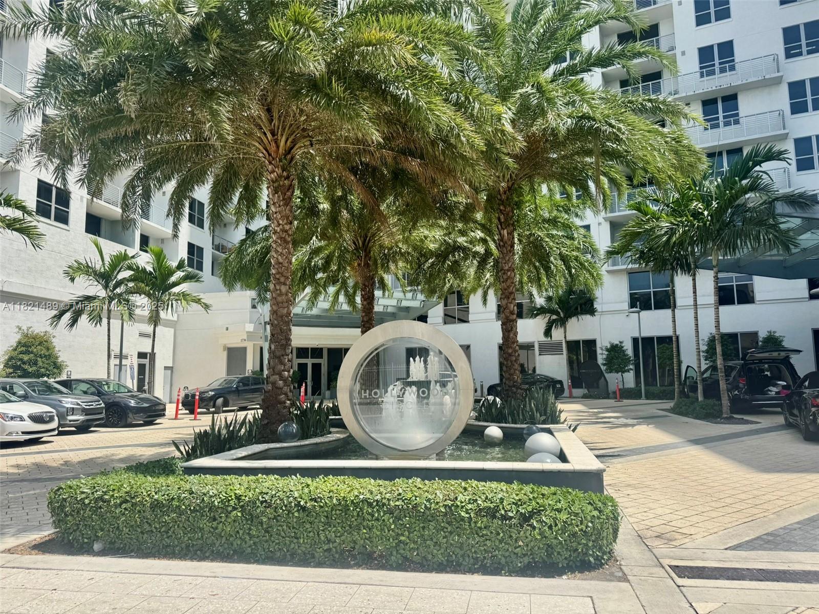1776 Polk St 517, Hollywood, Broward County, Florida - 1 Bedrooms  
1 Bathrooms - 