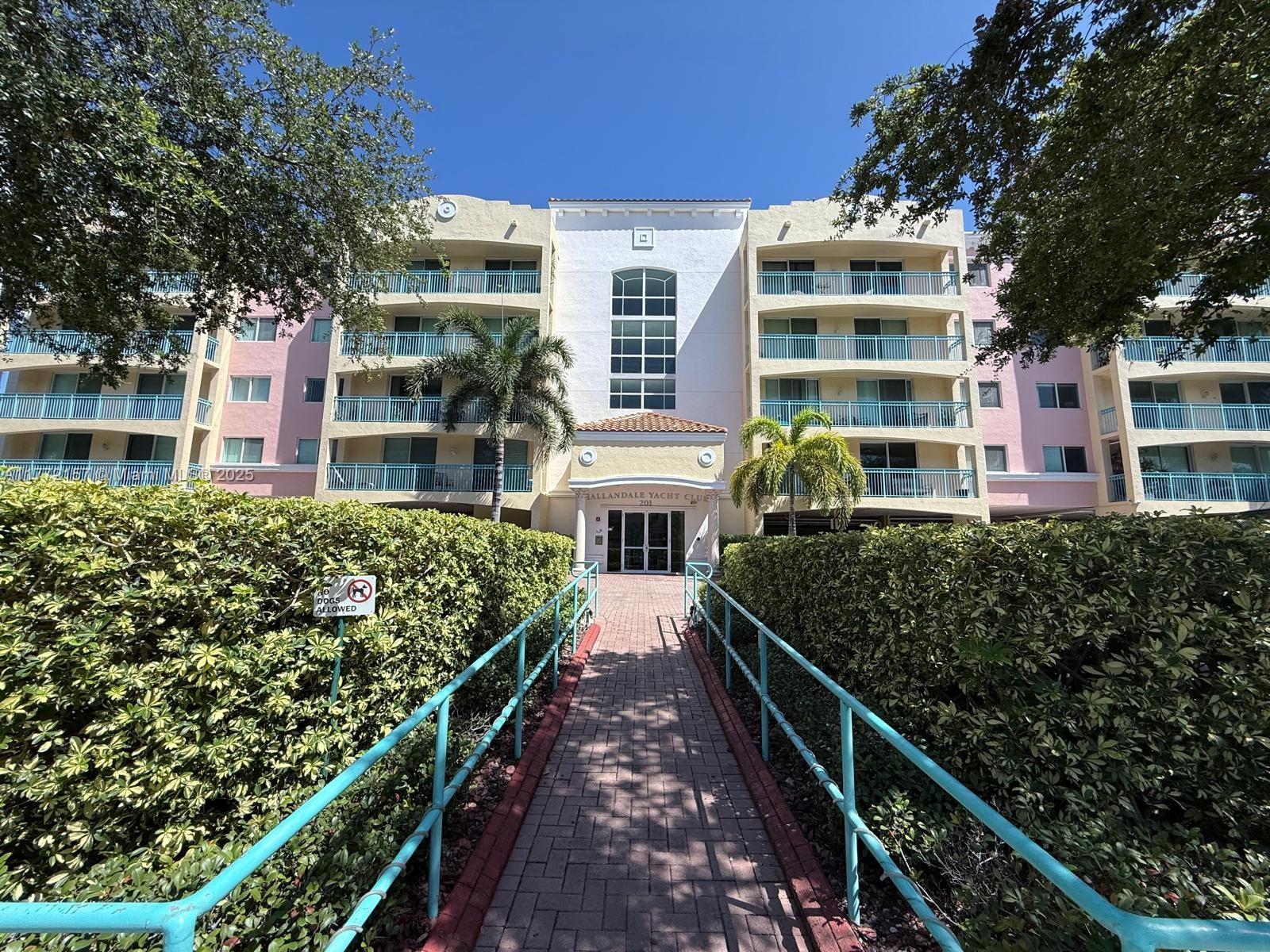 201 Golden Isles Dr 311, Hallandale Beach, Broward County, Florida - 2 Bedrooms  
2 Bathrooms - 