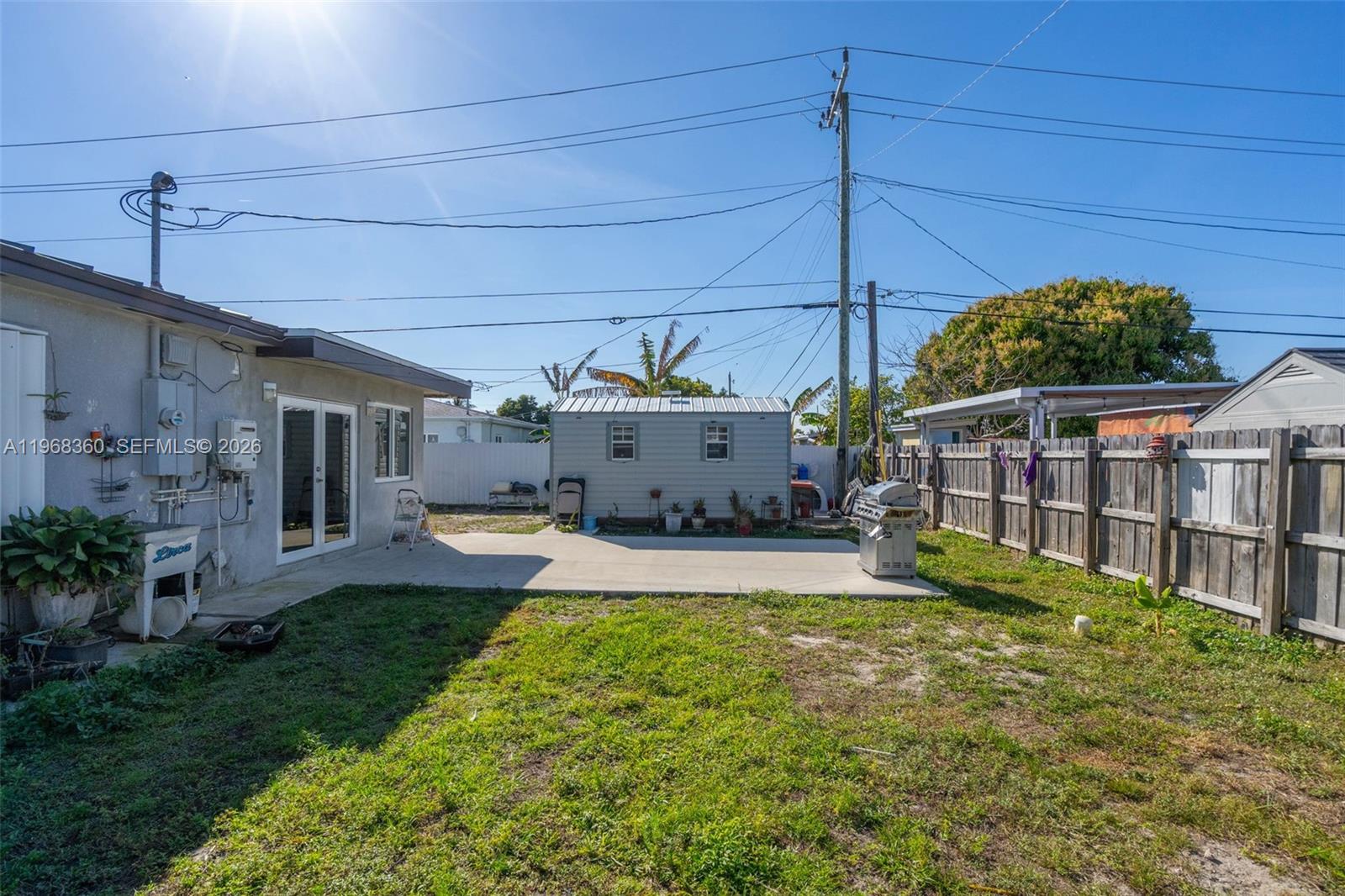 ELSON MANORS - Residential