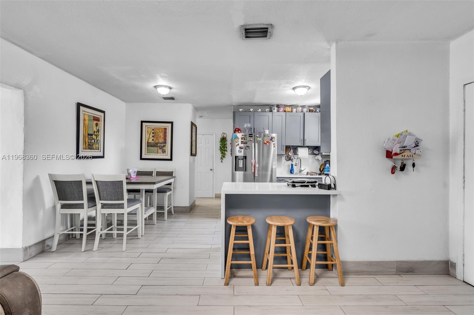 ELSON MANORS - Residential